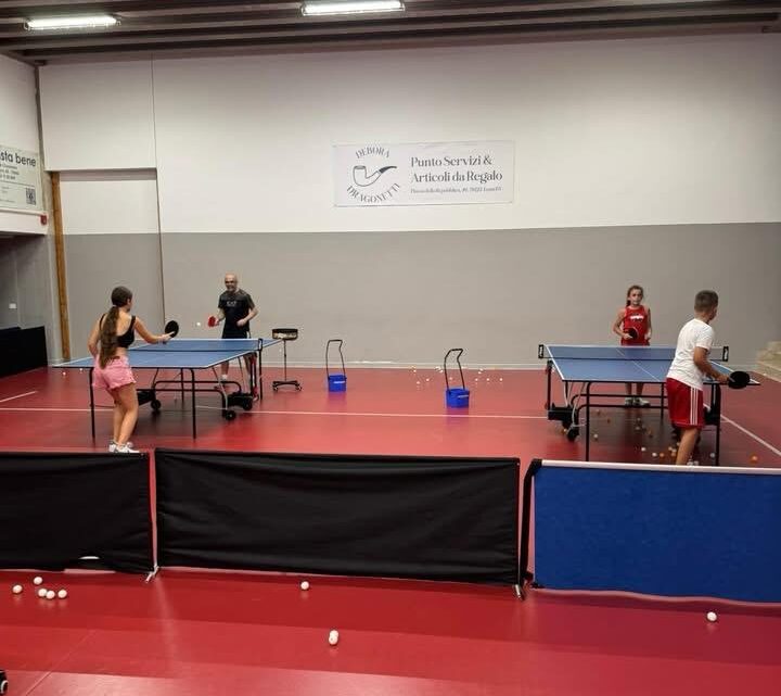 Tennis Tavolo a Scuola: Sport, Concentrazione e Divertimento all’I.C. “Rocca-Bovio-Palumbo-D’Annunzio” di Trani
